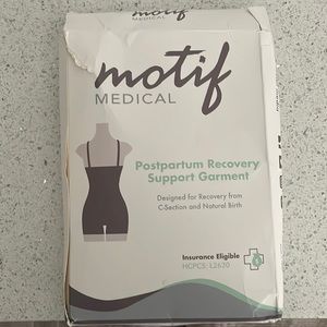 Motif Medical postpartum recovery support garment Size M nude